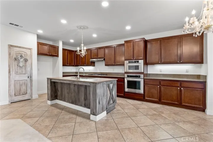 53051 Imperial, Lake Elsinore, California 92532