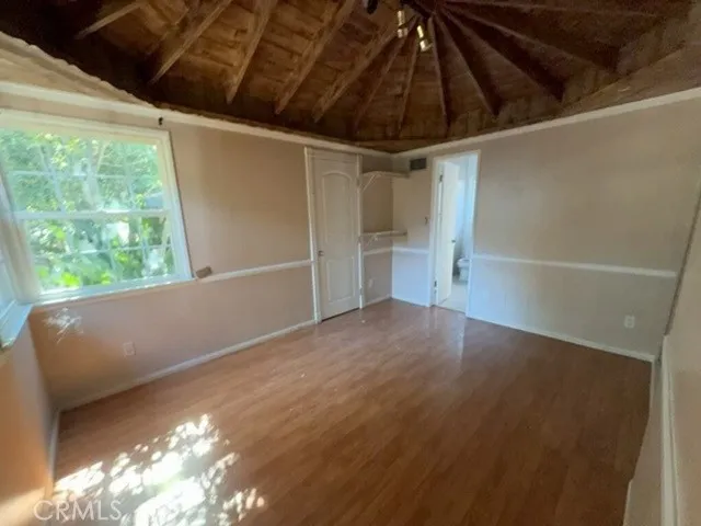 7106 Jellico Avenue, Van Nuys, California 91406