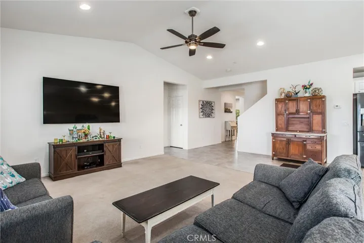 1274 Pinehurst Dr., Yucaipa, California 92320