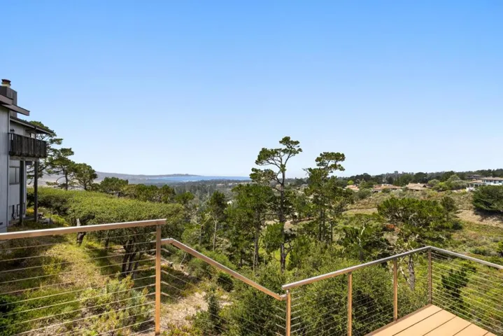25000 Pine Hills Drive, Carmel, California 93923
