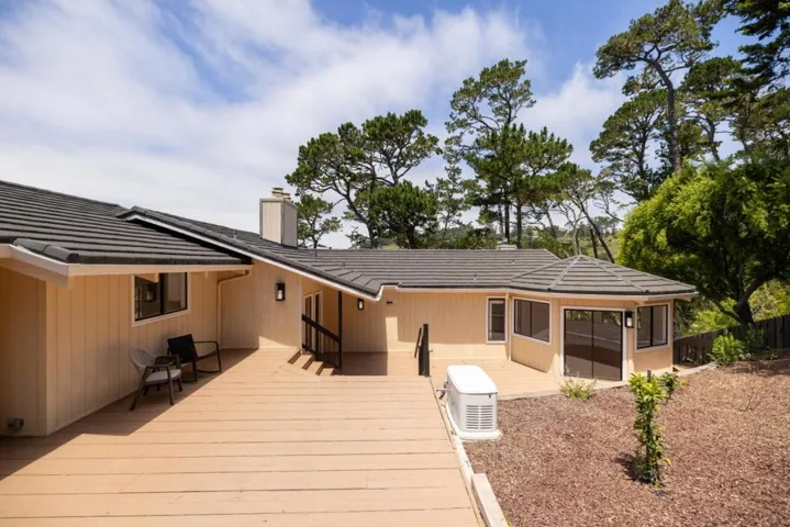 25000 Pine Hills Drive, Carmel, California 93923