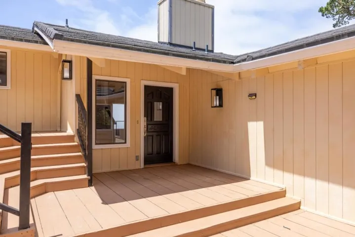 25000 Pine Hills Drive, Carmel, California 93923