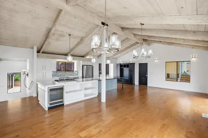 25000 Pine Hills Drive, Carmel, California 93923