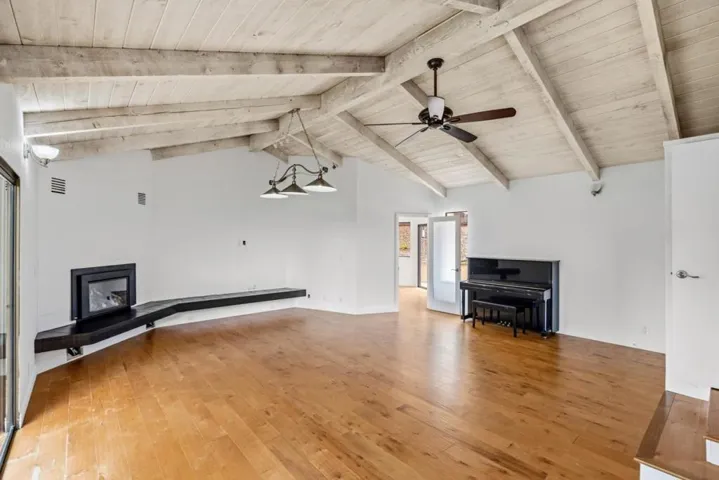 25000 Pine Hills Drive, Carmel, California 93923