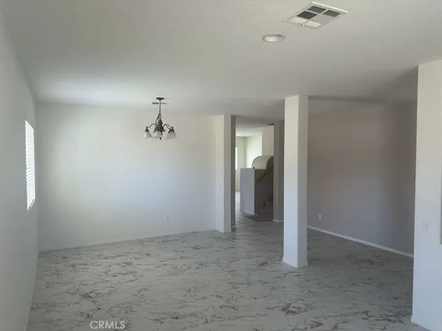 13775 Hanford Court, Victorville, California 92394
