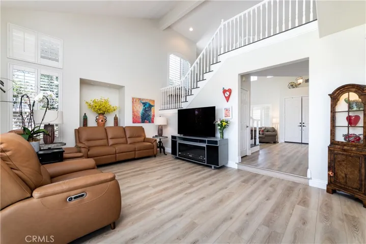 14266 Sequoia, Canyon Country, California 91387