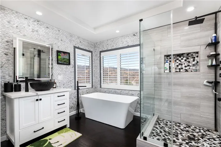 14266 Sequoia, Canyon Country, California 91387