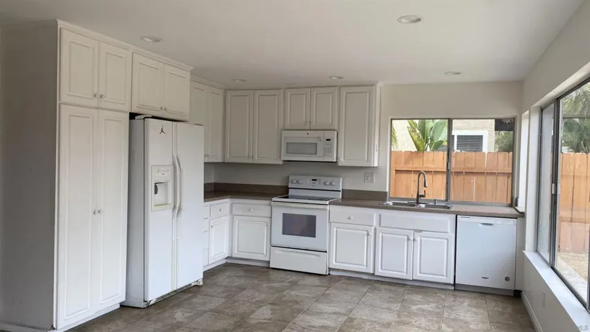 8703 Octans St, San Diego, California 92126
