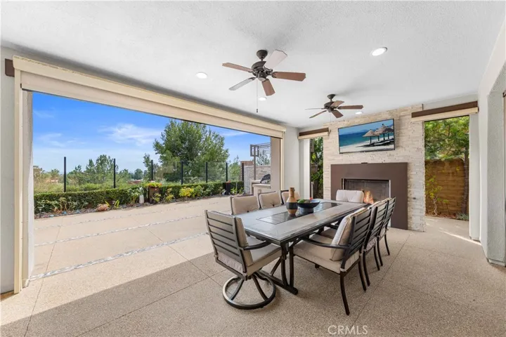 139 Sunset, Irvine, California 92602
