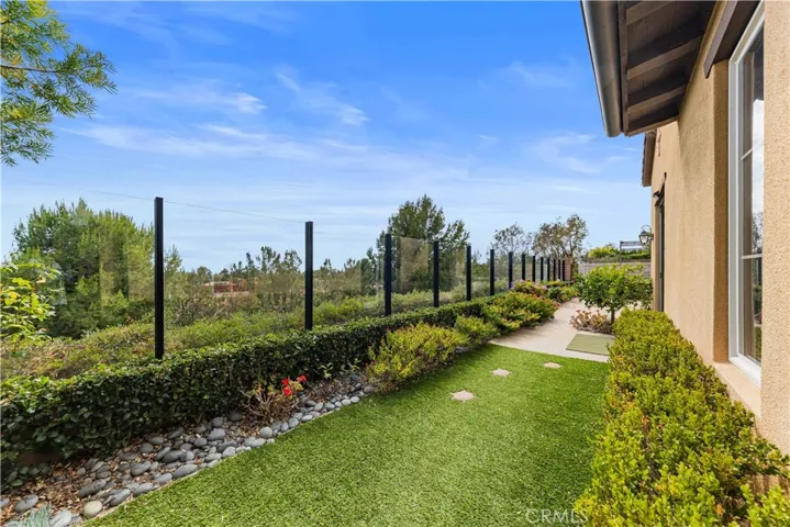 139 Sunset, Irvine, California 92602