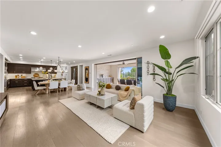 139 Sunset, Irvine, California 92602