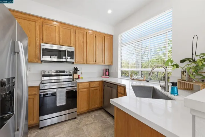 7674 Tuscany Dr, Dublin, California 94568