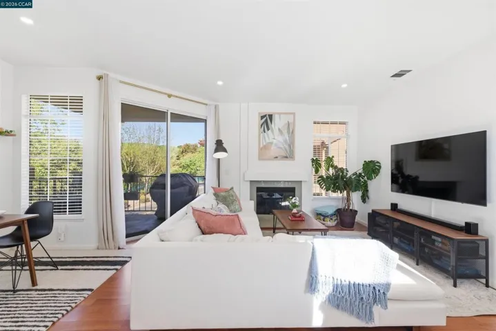 7674 Tuscany Dr, Dublin, California 94568