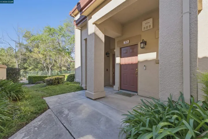 7674 Tuscany Dr, Dublin, California 94568