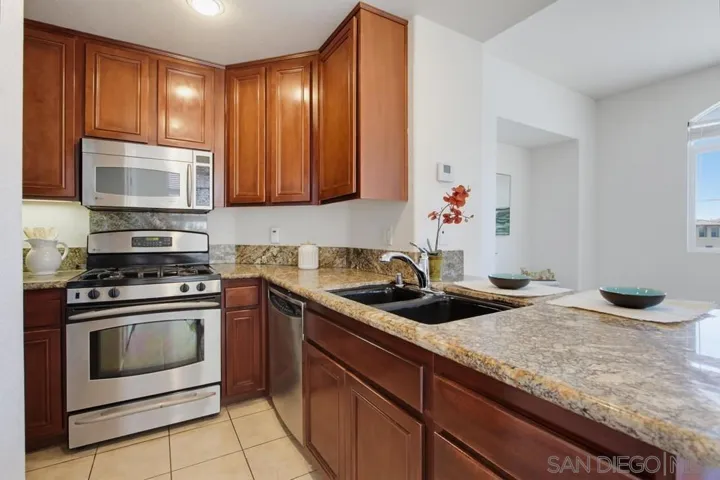 550 Almond, San Marcos, California 92078