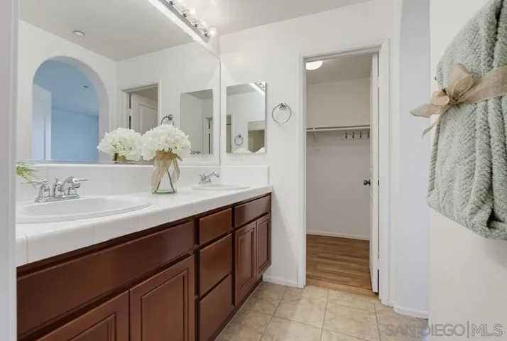 550 Almond, San Marcos, California 92078