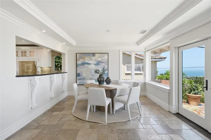 910 Calle Miramar, Redondo Beach, California 90277