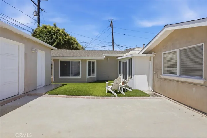 910 Calle Miramar, Redondo Beach, California 90277