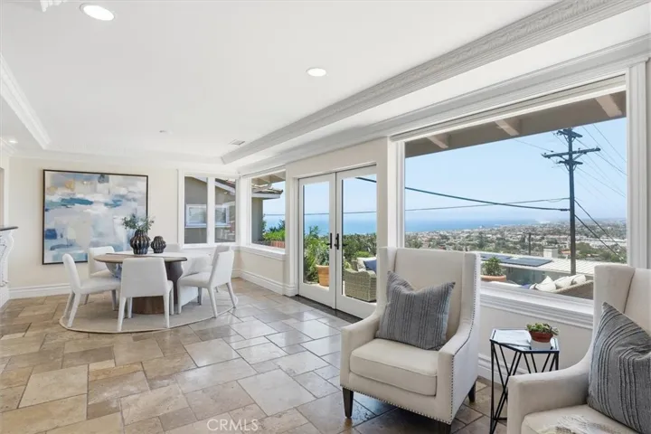 910 Calle Miramar, Redondo Beach, California 90277