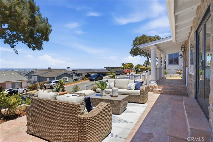 910 Calle Miramar, Redondo Beach, California 90277