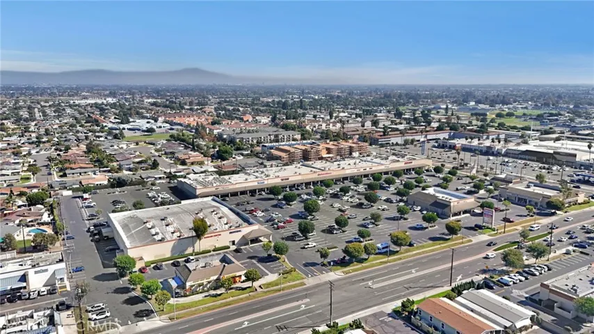 6741 Lincoln 32, Buena Park, California 90620