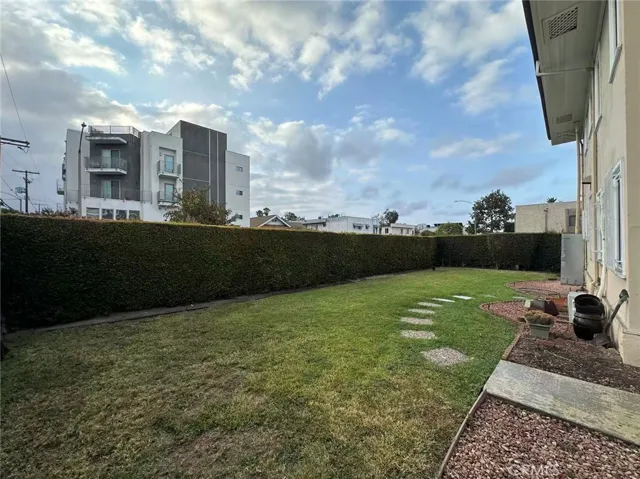 4656 Oakwood Ave, Los Angeles, California 90004