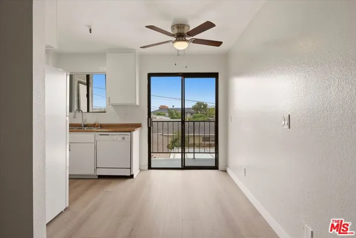 13801 Yukon Avenue, Hawthorne, California 90250