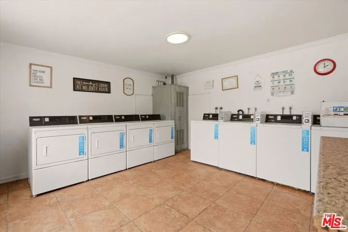 13801 Yukon Avenue, Hawthorne, California 90250