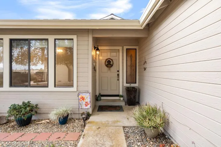 729 Helen Drive, Hollister, California 95023