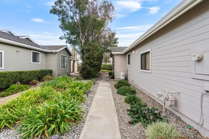 729 Helen Drive, Hollister, California 95023