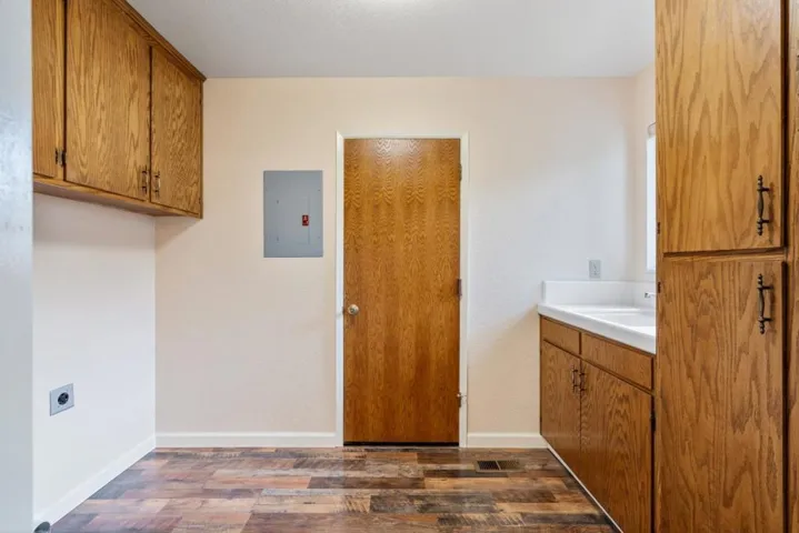 729 Helen Drive, Hollister, California 95023