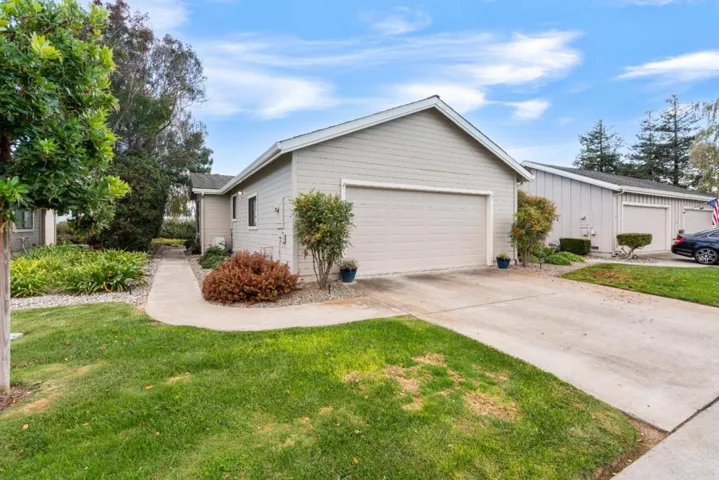 729 Helen Drive, Hollister, California 95023
