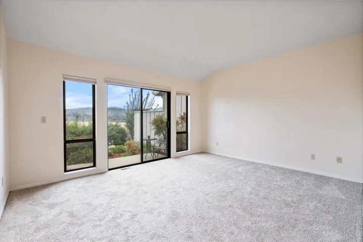 729 Helen Drive, Hollister, California 95023