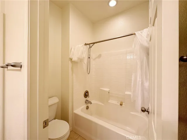 13284 Campolina Drive, Eastvale, California 92880