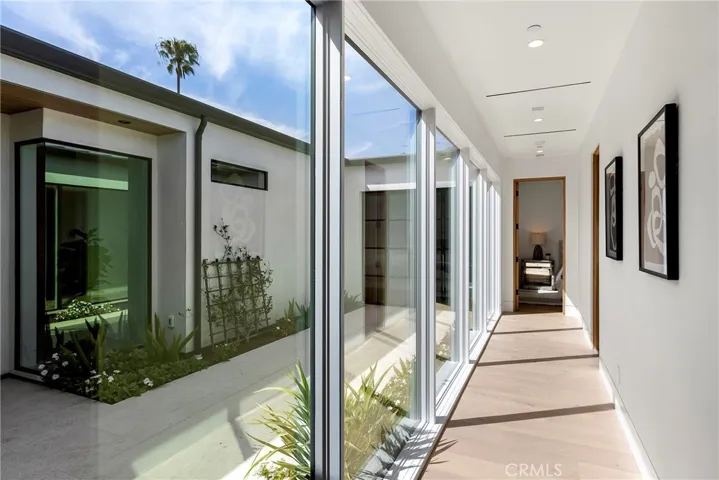 4607 Dorchester Road, Corona Del Mar, California 92625