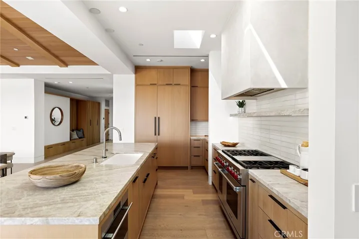 4607 Dorchester Road, Corona Del Mar, California 92625