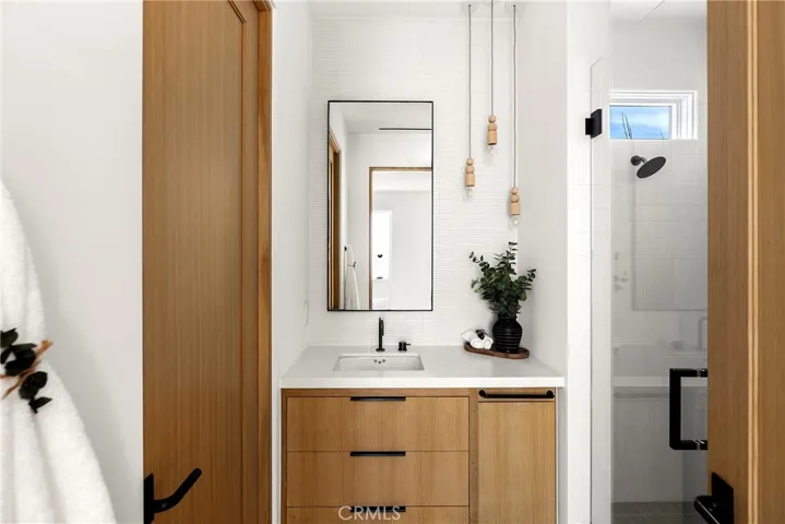 4607 Dorchester Road, Corona Del Mar, California 92625