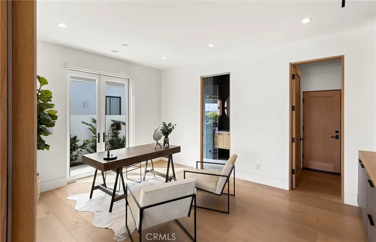 4607 Dorchester Road, Corona Del Mar, California 92625