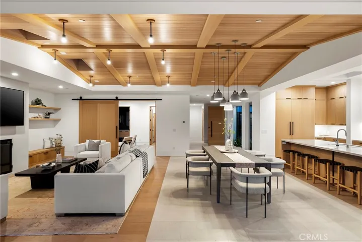 4607 Dorchester Road, Corona Del Mar, California 92625