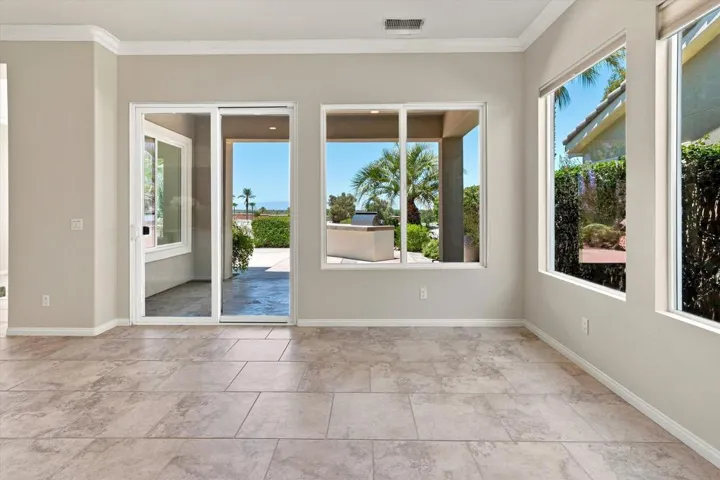 Breakfast Nook