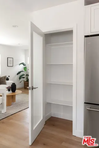 5437 3rd Ave, Los Angeles, California 90043