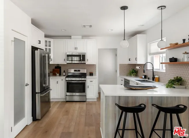 5437 3rd Ave, Los Angeles, California 90043