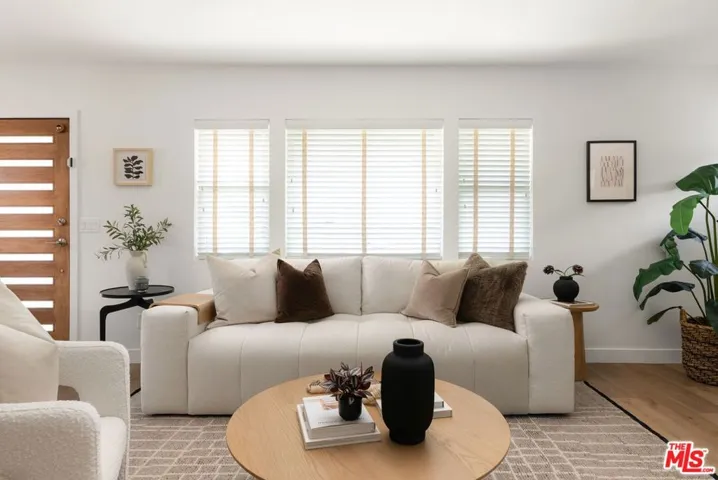 5437 3rd Ave, Los Angeles, California 90043