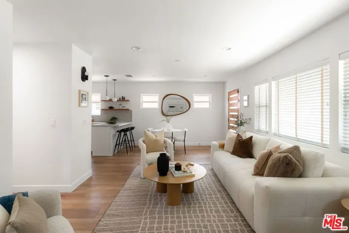5437 3rd Ave, Los Angeles, California 90043