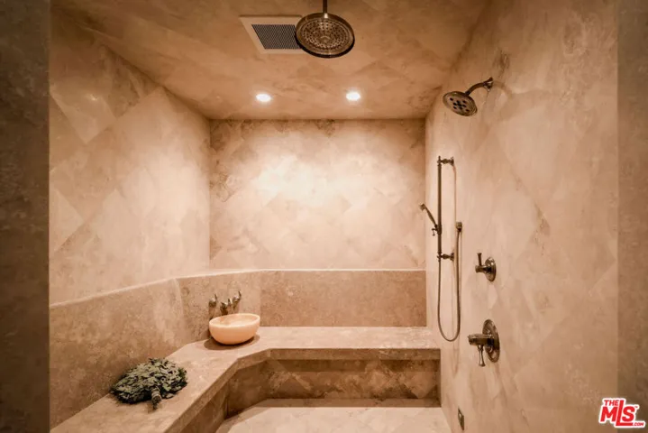 1350 Benedict Canyon Drive, Beverly Hills, California 90210