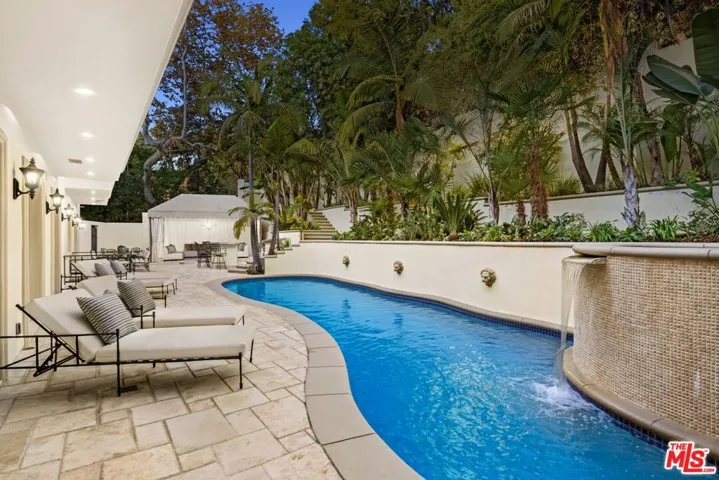 1350 Benedict Canyon Drive, Beverly Hills, California 90210