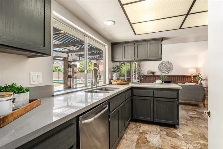 650 Big Creek, Walnut, California 91789
