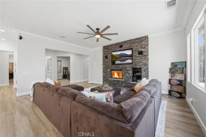 31870 Eureka, Winchester, California 92596