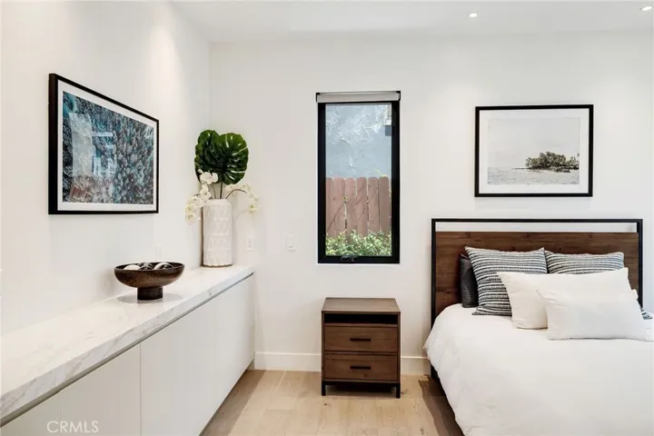 622 1st Place, Hermosa Beach, California 90254