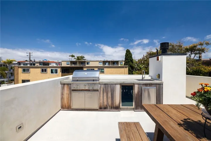 622 1st Place, Hermosa Beach, California 90254